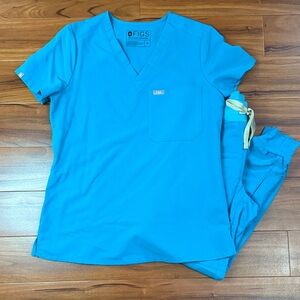 Figs Turquoise Scrub Set